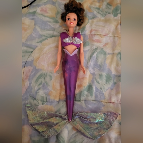 Little Mermaid Tropical Splash Attina - Picture 1 of 10